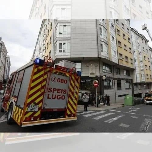 Incendio en un restaurante de Lugo obliga a intervenir a los bomberos